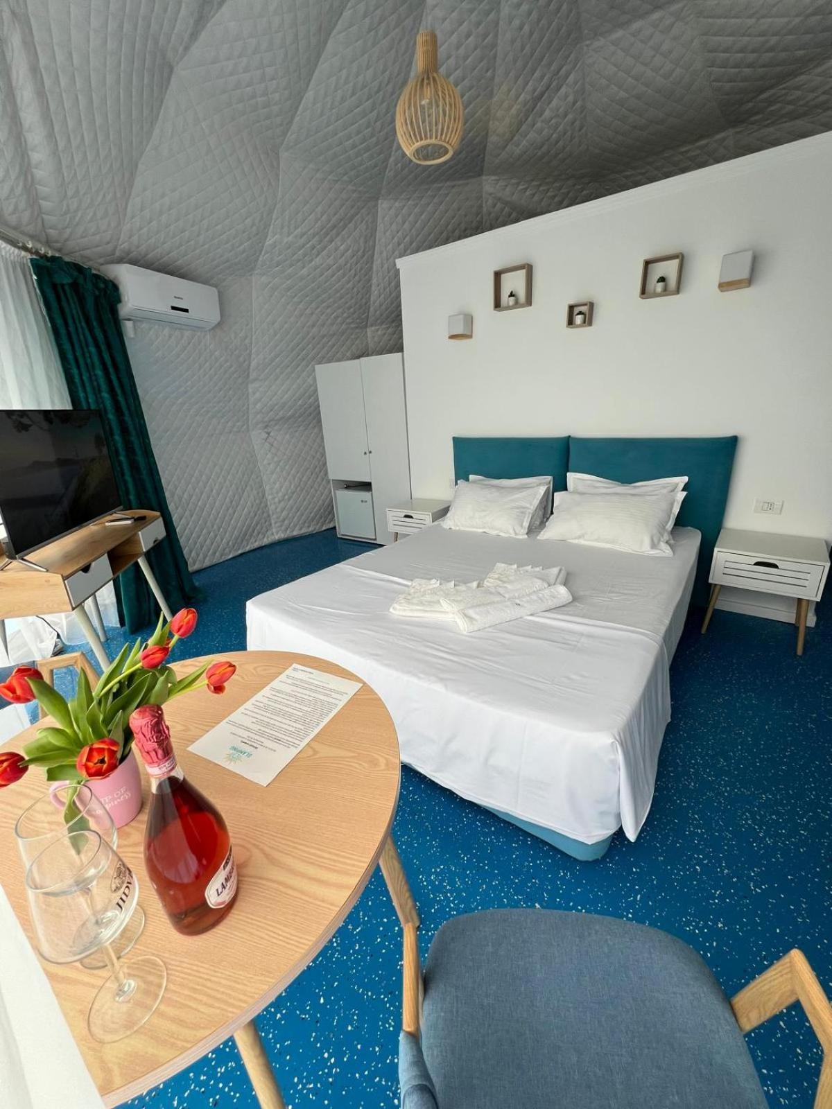 Glamping By The Sea Hotel Năvodari Exterior foto